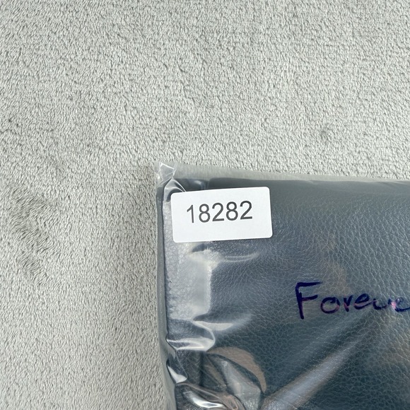 Forever 21 Mini Skirt Womens Medium Black Faux Leather Raw Hem A Line Punk - Picture 13 of 13